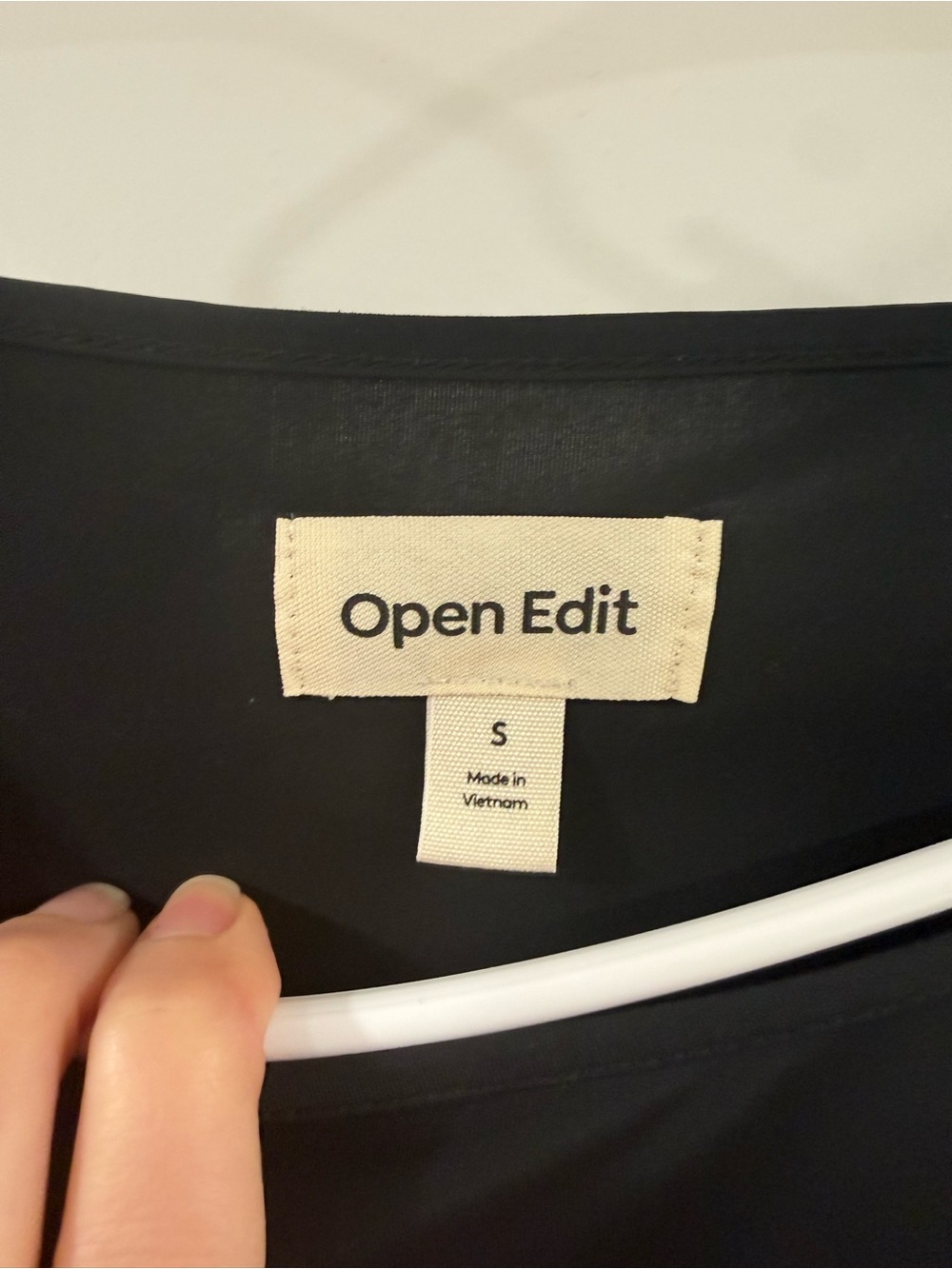 Open Edit Long-Sleeve Ruched Side Top - Picture 3 of 4
